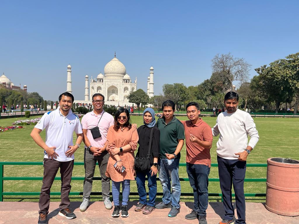 Taj Mahal Tour from Delhi